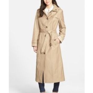 Elodie Single Breasted Long Trench coat With a belt